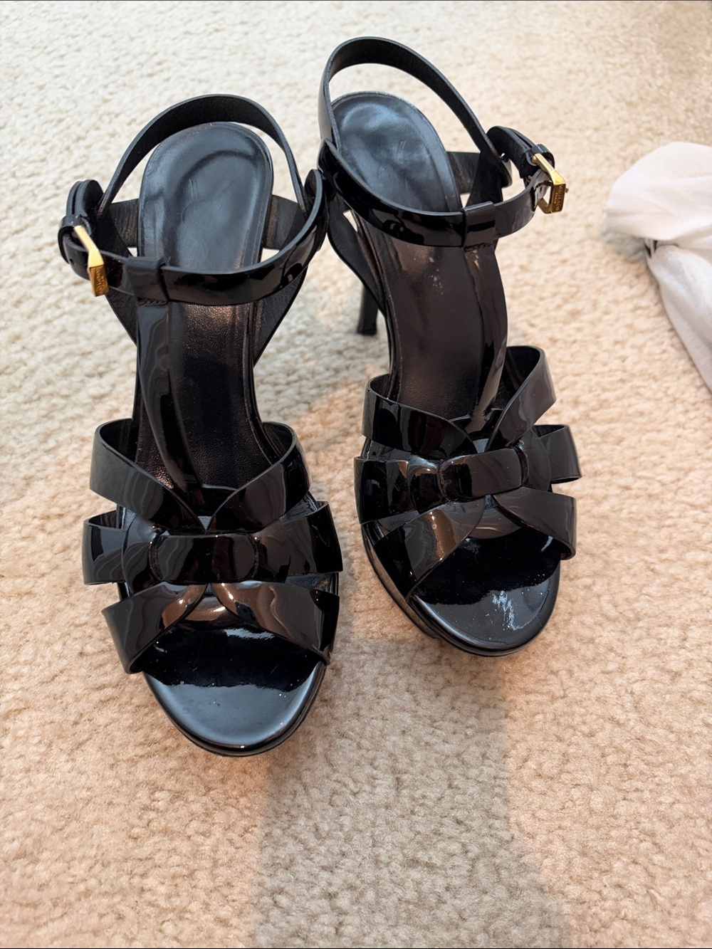 Black patent Leather, YSL tributes, lower heel.